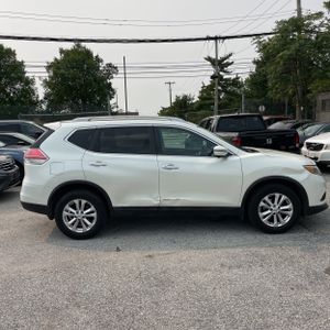 صورة 10 لـ 2016 Nissan ROGUE SV
