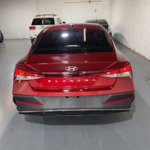 2025 Hyundai ELANTRA SE 照片 7