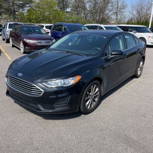 FORD FUSION SE - 1