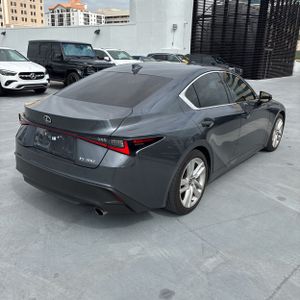 LEXUS IS 300 BASE - 8