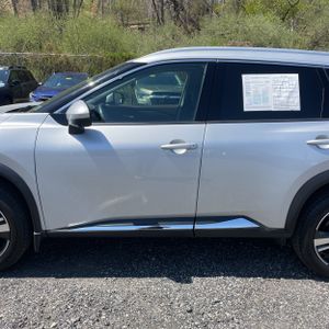 NISSAN ROGUE SL INTELLIGENT AWD - 4