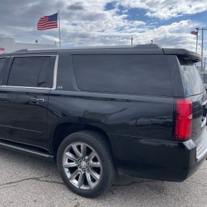CHEVROLET SUBURBAN LTZ - 6