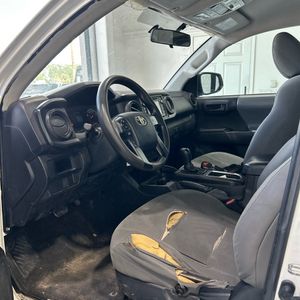 صورة 33 لـ 2017 Toyota TACOMA SR