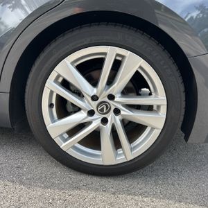 صورة مصغرة 18 لـ 2025 Lexus IS 300 BASE