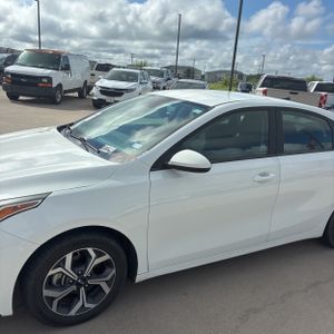2021 KIA FORTE LXS 照片 2