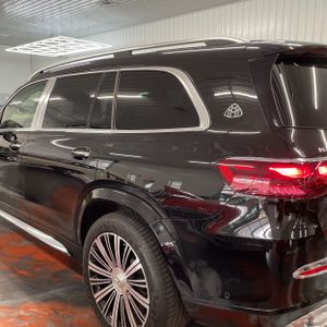 MERCEDES-BENZ GLS - 5