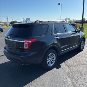FORD EXPLORER XLT - 8
