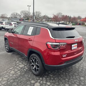 Jeep Compass Limited 4x4 - 5