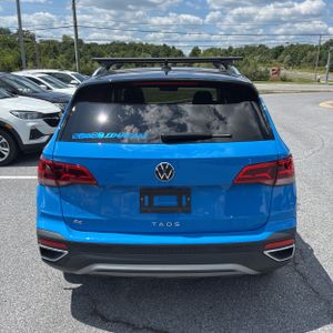 صورة 7 لـ 2024 Volkswagen TAOS SE
