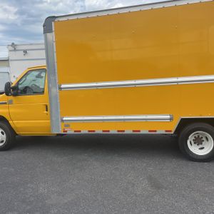 FORD E-350 CUTAWAY - 4