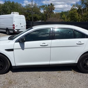 FORD TAURUS POLICE INTERCEPTOR - 4