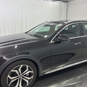 MERCEDES-BENZ E-CLASS - 2