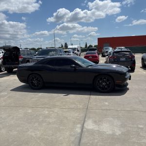 DODGE CHALLENGER - 10