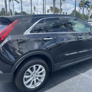 صورة 9 لـ 2023 Cadillac XT4 LUXURY