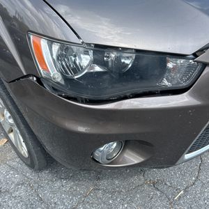 2012 Mitsubishi OUTLANDER SE — миниатюра 48