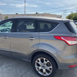 FORD ESCAPE SEL - 6