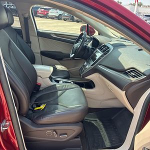 2019 Lincoln MKC RESERVE thumbnail 32