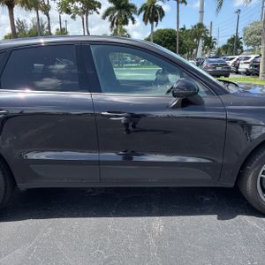 صورة مصغرة 11 لـ 2021 Porsche MACAN S