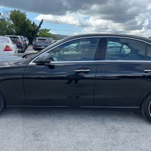 صورة 4 لـ 2022 Mercedes-BENZ C-CLASS