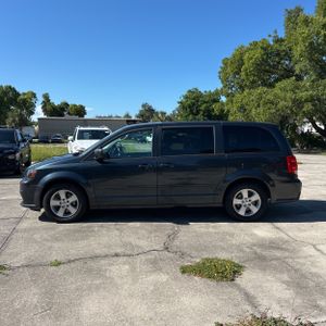 صورة 3 لـ 2014 Dodge GRAND CARAVAN SE