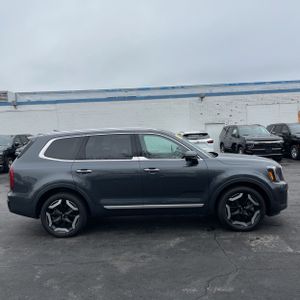KIA TELLURIDE S - 10