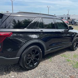 FORD EXPLORER ST-LINE - 9