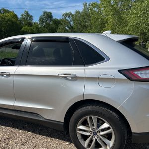 FORD EDGE SEL - 6