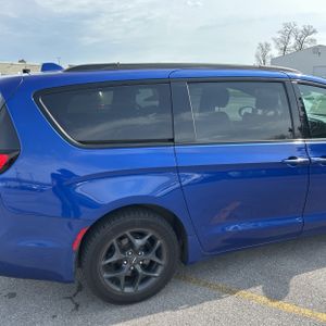 CHRYSLER PACIFICA TOURING-L PLUS - 9