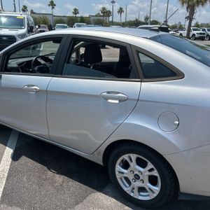 2016 FORD FIESTA SE — фото 6
