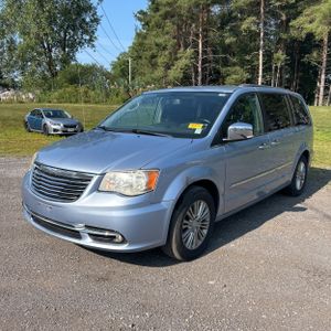 صورة 1 لـ 2016 Chrysler TOWN & COUNTRY TOURING-L