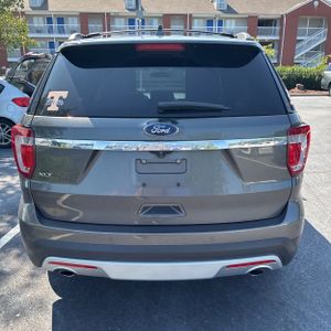 2017 FORD EXPLORER XLT photo 7