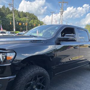 صورة 2 لـ 2023 RAM 1500 BIG HORN
