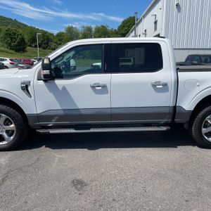 FORD F-150 XLT - 4