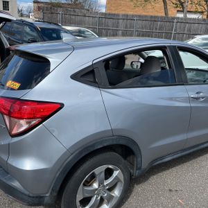 HONDA HR-V EX - 9