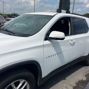 صورة 2 لـ 2020 Chevrolet TRAVERSE LT CLOTH