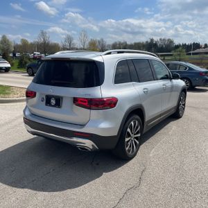 MERCEDES-BENZ GLB - 8