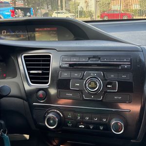 2013 Honda CIVIC LX — миниатюра 36