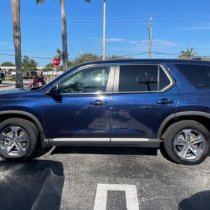 HONDA PILOT EX-L W/REAR CAPTAIN'S CHAIRS - 3