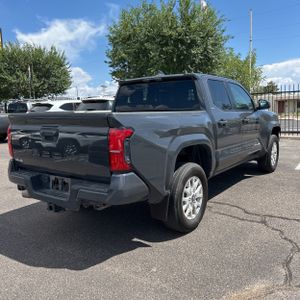 صورة 7 لـ 2024 Toyota TACOMA SR5