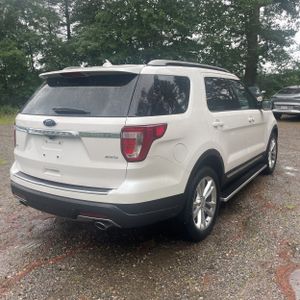2018 FORD EXPLORER XLT photo 6