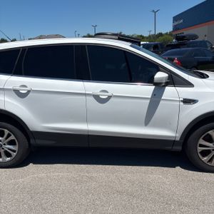 2017 FORD ESCAPE SE — миниатюра 11