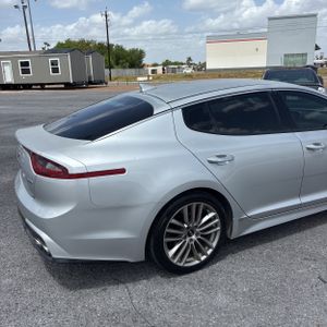 صورة 9 لـ 2018 KIA STINGER BASE