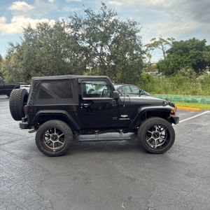 صورة 10 لـ 2015 JEEP WRANGLER SAHARA