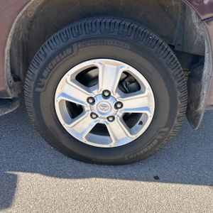 صورة مصغرة 18 لـ 2019 Toyota SEQUOIA SR5