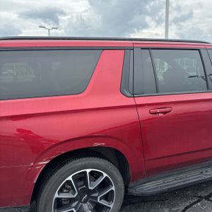 CHEVROLET SUBURBAN RST - 9