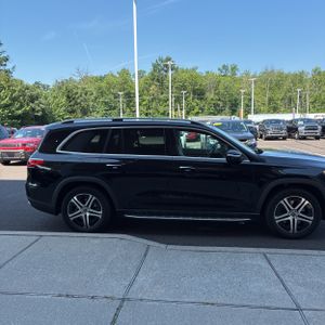 2021 Mercedes-BENZ GLS photo 10