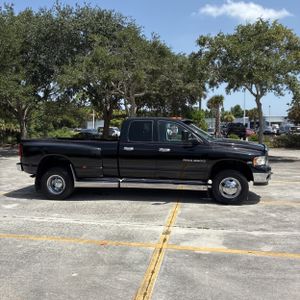 صورة 10 لـ 2003 Dodge RAM 3500 SLT/LARAMIE