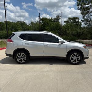 NISSAN ROGUE SL - 10