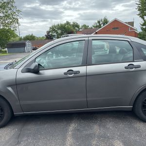 FORD FOCUS SE - 4