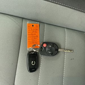 صورة مصغرة 54 لـ 2016 FORD ESCAPE SE